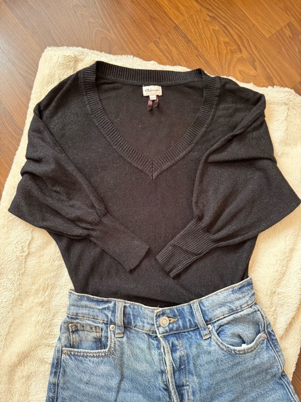 Vintage Dynamite Black V-Neck Sweater - Lightweight Women's